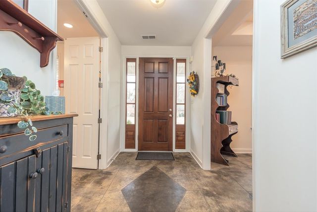 75 E EDENBERG DR E, Collierville, TN 38017