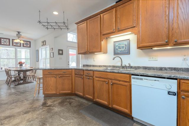 75 E EDENBERG DR E, Collierville, TN 38017