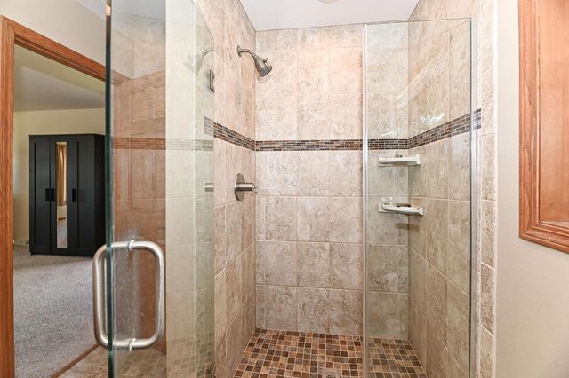 2191 W Hope LANE, Oak Creek, WI 53154