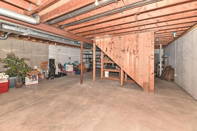 2191 W Hope LANE, Oak Creek, WI 53154