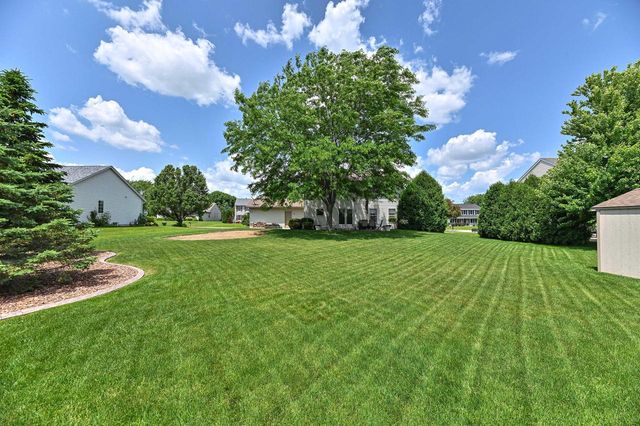 2191 W Hope LANE, Oak Creek, WI 53154