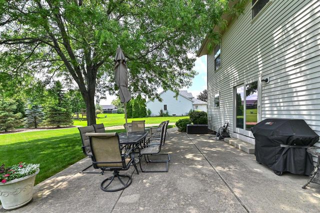 2191 W Hope LANE, Oak Creek, WI 53154