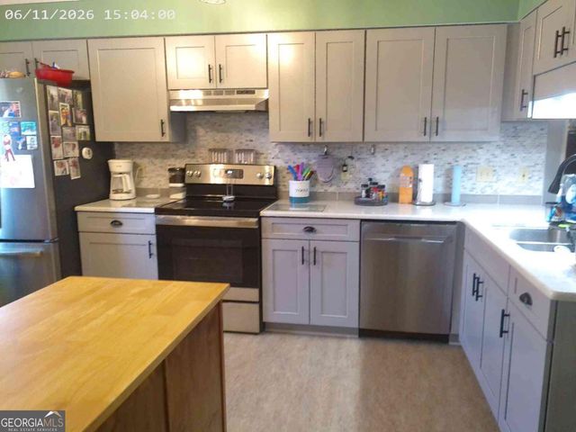 853 Sagewood Drive, Hinesville, GA 31313