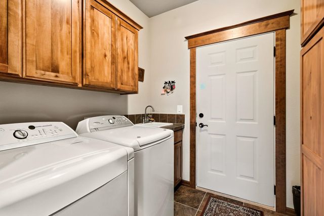 34119 N Regal Ln, Deer Park, WA 99006