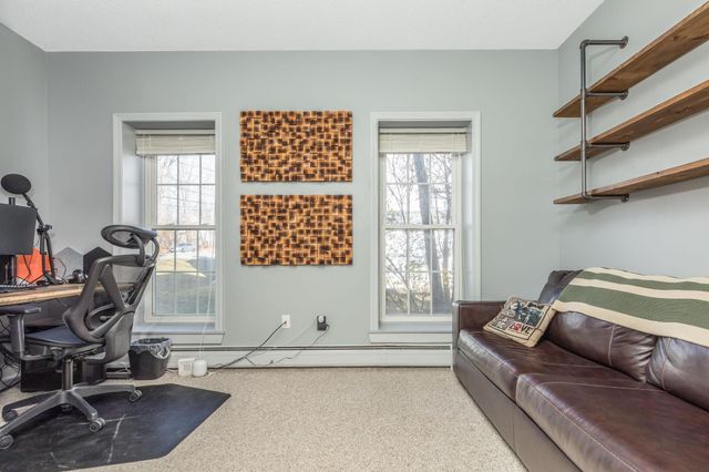 713 Central Ave Apt 1, Dover, NH 03820