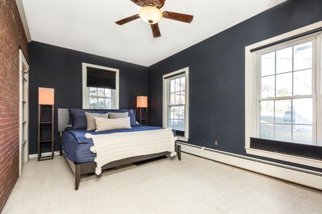 713 Central Ave Apt 1, Dover, NH 03820