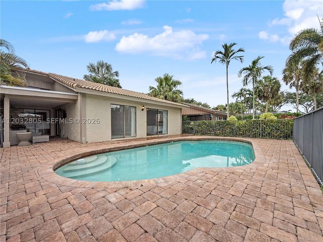 19649 Back Nine Dr, Boca Raton, FL 33498