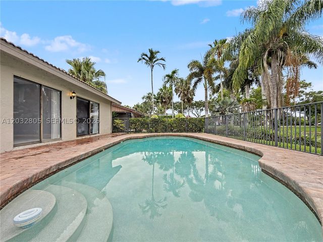 19649 Back Nine Dr, Boca Raton, FL 33498