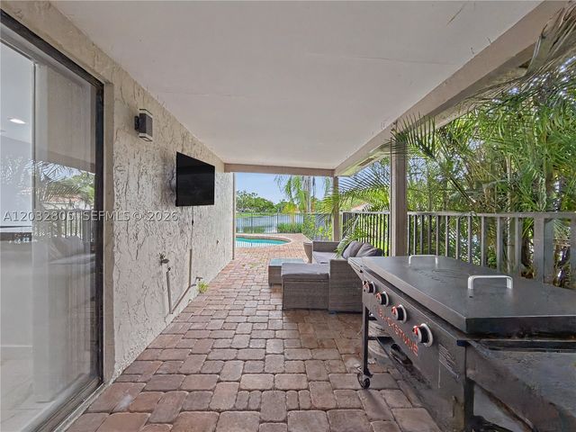 19649 Back Nine Dr, Boca Raton, FL 33498