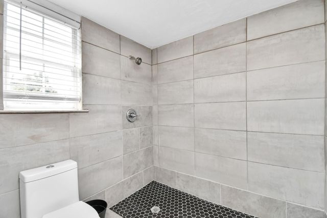 05114 Grantwood Street, Houston, TX 77004