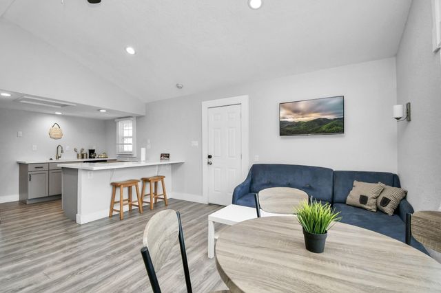 05114 Grantwood Street, Houston, TX 77004