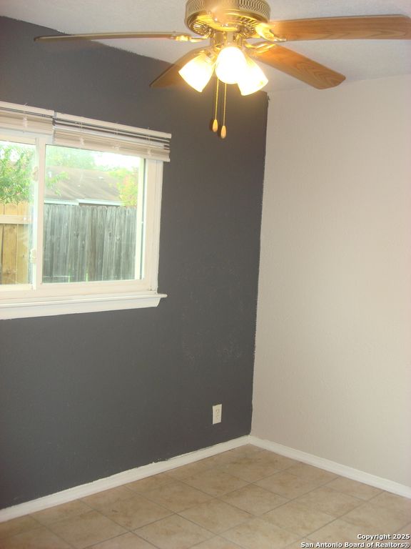 6207 Valley King, San Antonio, TX 78250