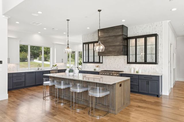 500 1&2 E Bob Jones Road, Southlake, TX 76092
