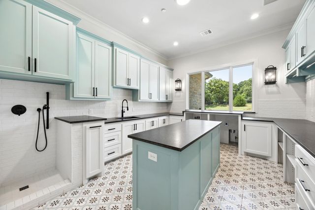 500 1&2 E Bob Jones Road, Southlake, TX 76092