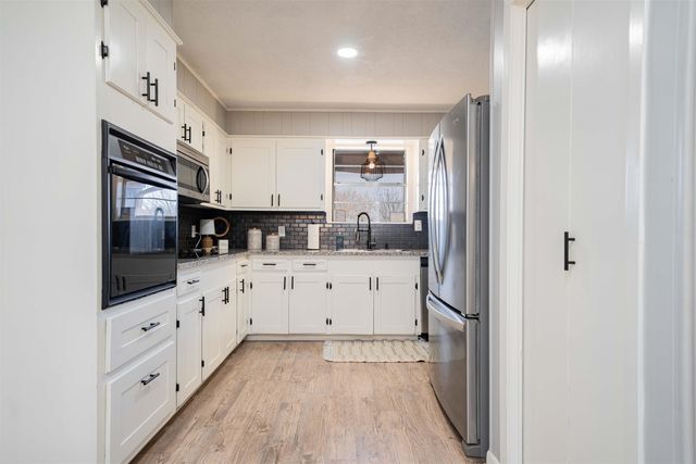 1302 Dennis, Longview, TX 75605