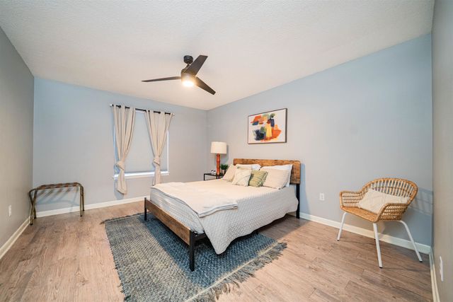 1302 Dennis, Longview, TX 75605