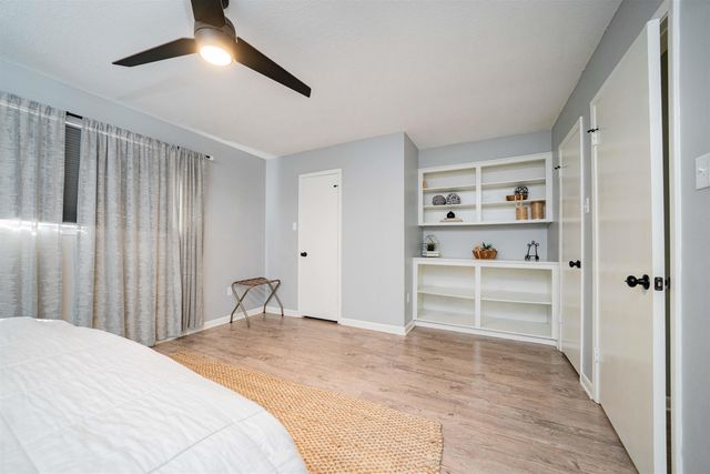 1302 Dennis, Longview, TX 75605