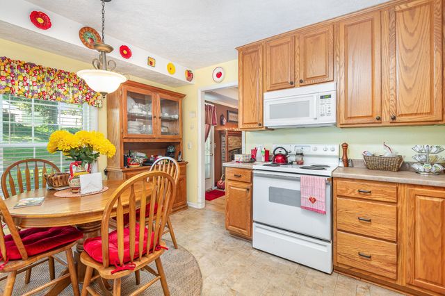 703 Lucien Dr, Goodlettsville, TN 37072