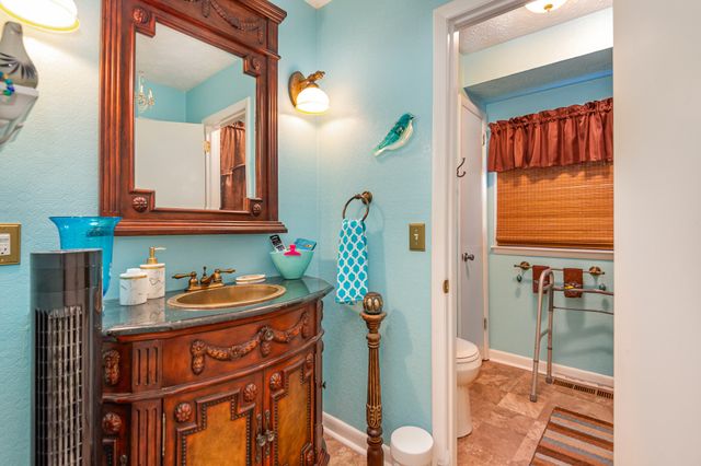 703 Lucien Dr, Goodlettsville, TN 37072