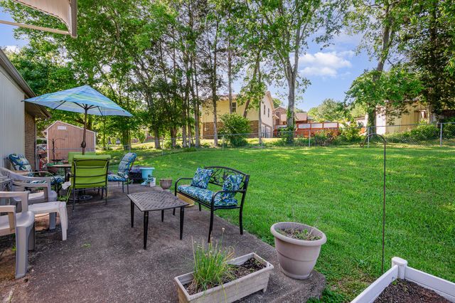 703 Lucien Dr, Goodlettsville, TN 37072