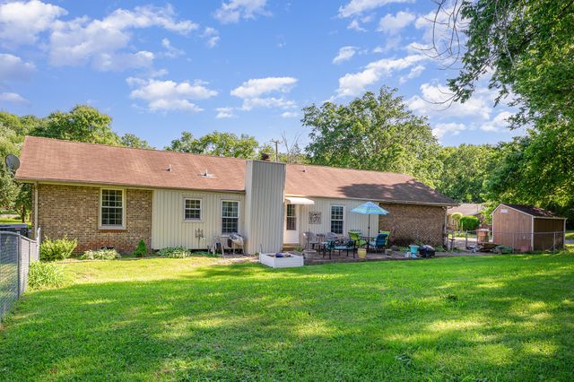 703 Lucien Dr, Goodlettsville, TN 37072