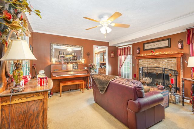 703 Lucien Dr, Goodlettsville, TN 37072