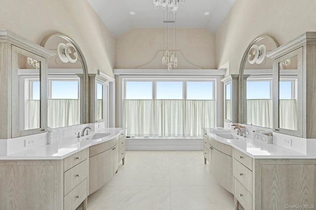 34 Westbridge Road, Westhampton Beach, NY 11978