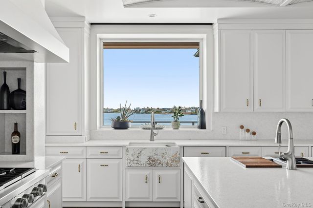 34 Westbridge Road, Westhampton Beach, NY 11978