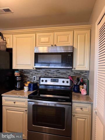 1841 THE WOODS II, Cherry Hill, NJ 08003