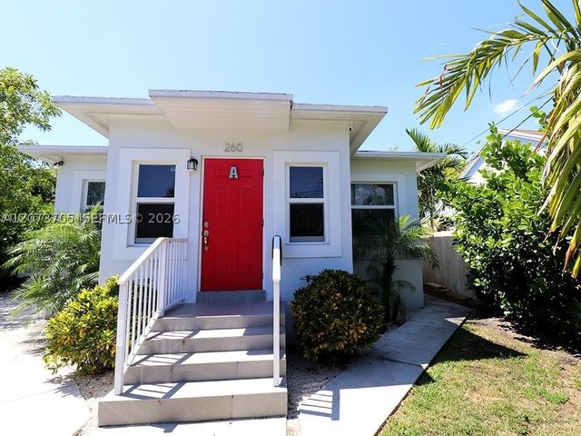 260 NW 40th St A, Miami, FL 33127