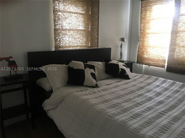 260 NW 40th St A, Miami, FL 33127