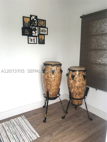 260 NW 40th St A, Miami, FL 33127