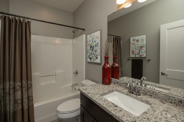 3396 Weston Court SW, Rochester, MN 55902