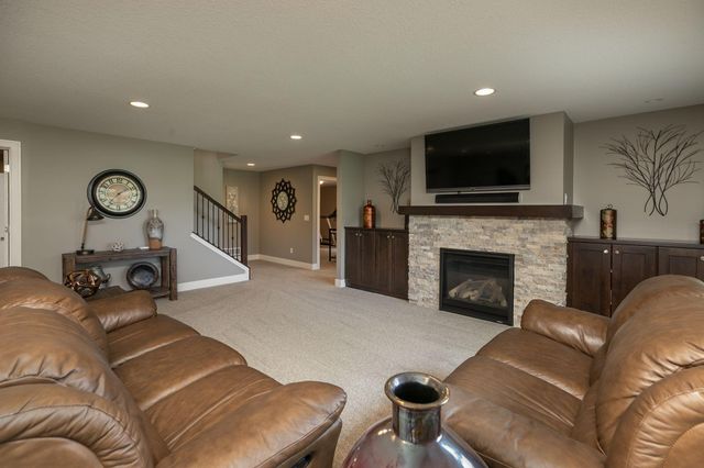3396 Weston Court SW, Rochester, MN 55902