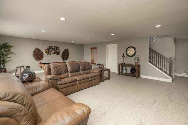 3396 Weston Court SW, Rochester, MN 55902