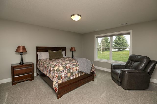 3396 Weston Court SW, Rochester, MN 55902