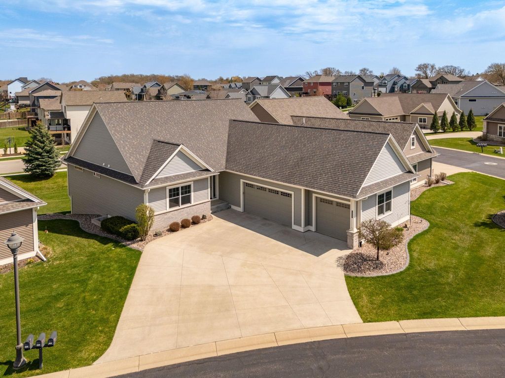 3396 Weston Court SW, Rochester, MN 55902