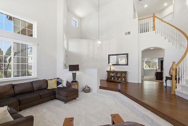 3140 Sceptre Dr, Rocklin, CA 95765
