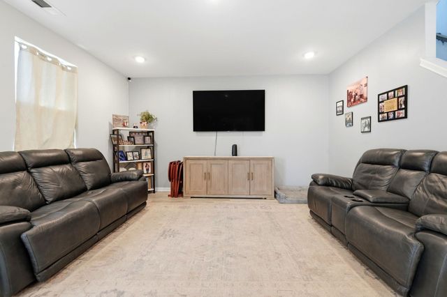 124 Little Cedar Dr., Loris, SC 29569
