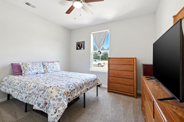 124 Little Cedar Dr., Loris, SC 29569