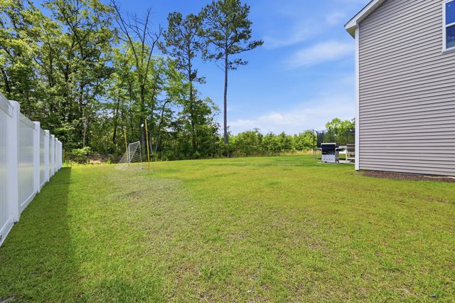 124 Little Cedar Dr., Loris, SC 29569