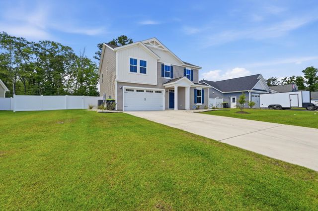 124 Little Cedar Dr., Loris, SC 29569