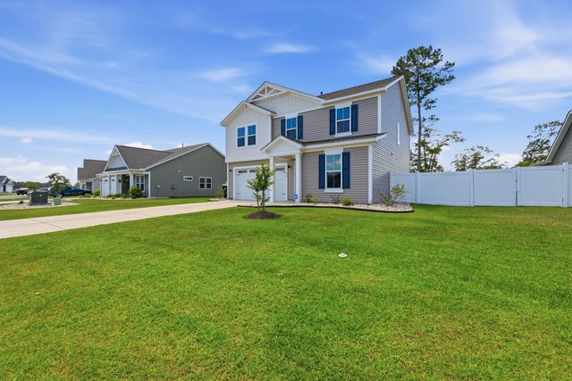 124 Little Cedar Dr., Loris, SC 29569