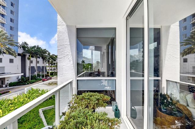1617 N Flagler Drive 304, West Palm Beach, FL 33407