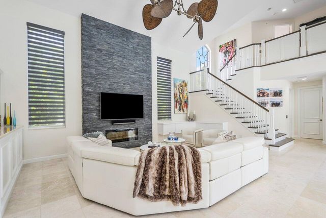 6379 Avalon Pointe Court, Boca Raton, FL 33496