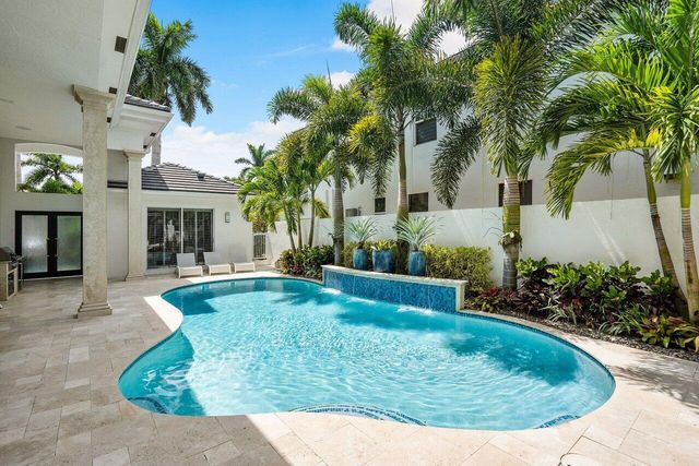 6379 Avalon Pointe Court, Boca Raton, FL 33496