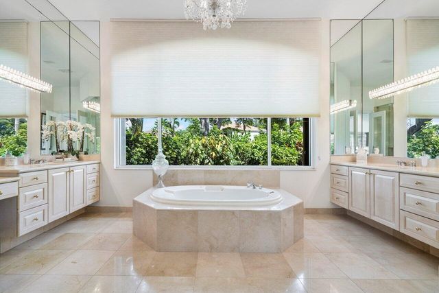 6379 Avalon Pointe Court, Boca Raton, FL 33496