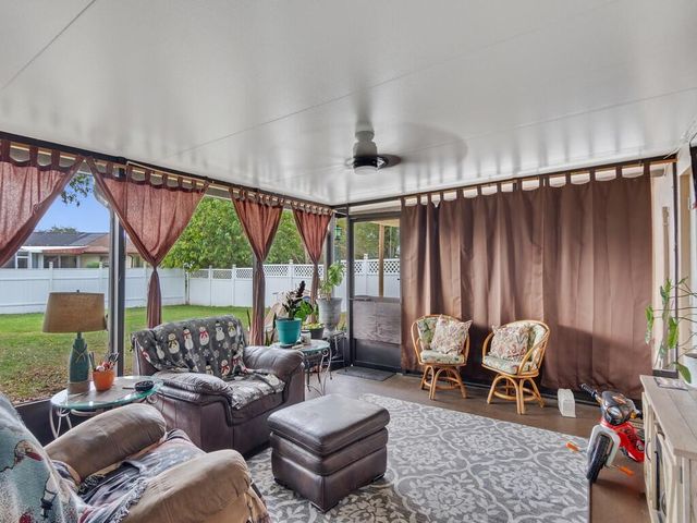 3118 Old Edwards Road, Fort Pierce, FL 34981