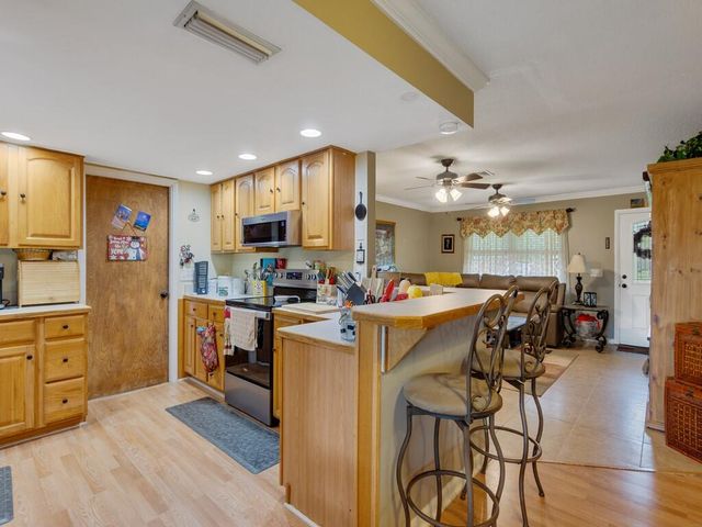 3118 Old Edwards Road, Fort Pierce, FL 34981