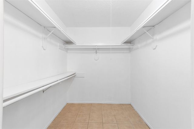 8915 Beau Monde Drive, Houston, TX 77099